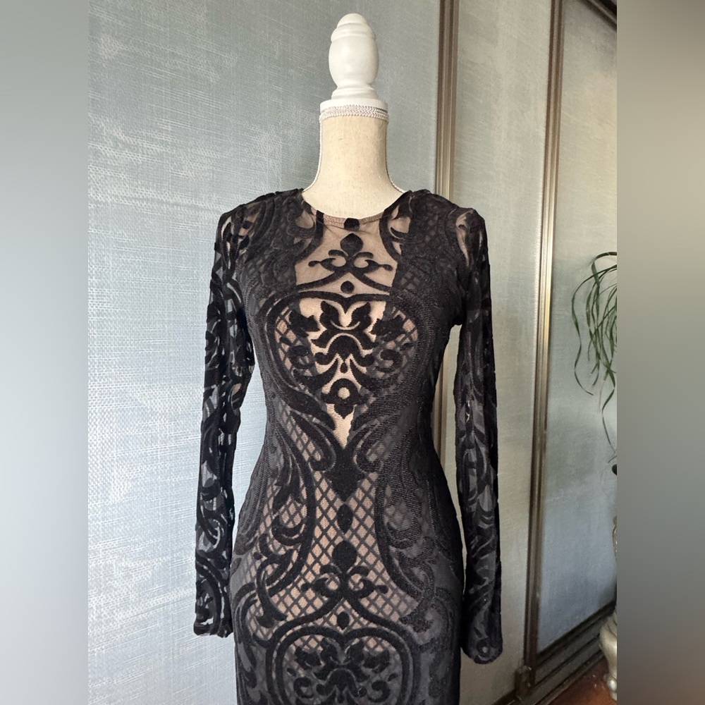 BCBGMaxAzria Black Long Selma Velvet burnout down Dress, BCBG, Long sleeves - Picture 6 of 11